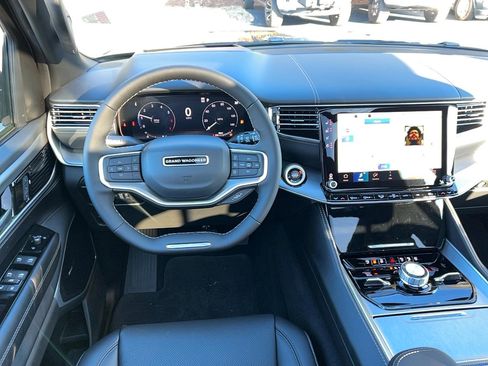 New 2026 Jeep Grand Wagoneer L Limited AWD/4WD image 16