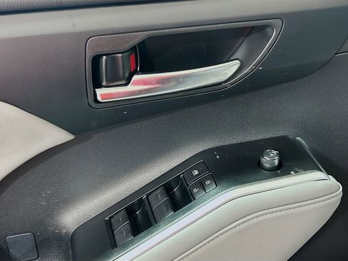 New 2026 Toyota Highlander XLE AWD/4WD image 17