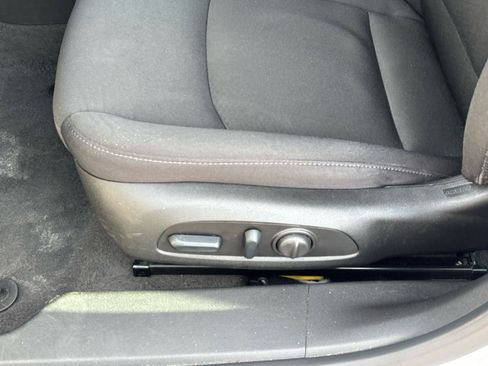 Used 2024 Chevrolet Malibu LT image 9