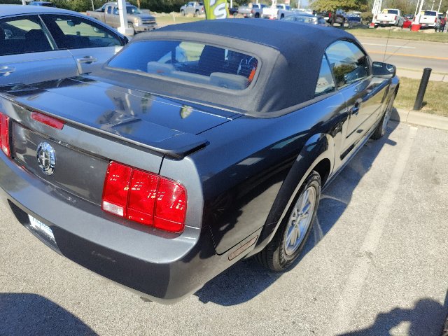Used 2008 Ford Mustang Premium RWD image 14