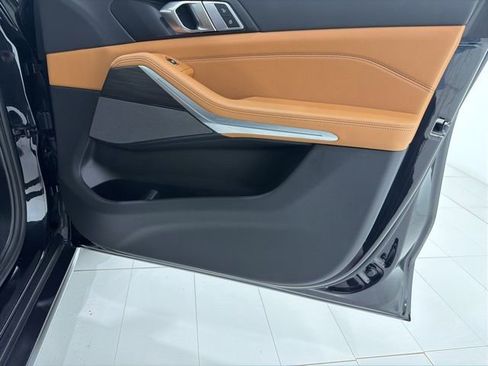 Certified 2024 BMW X5 xDrive40i w/ Premium Package AWD/4WD image 18