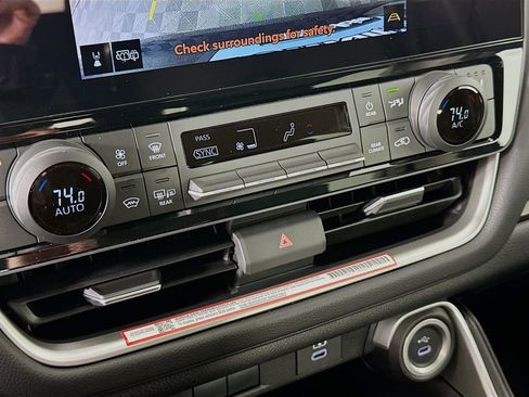 Certified 2026 Toyota Grand Highlander AWD Hybrid image 16