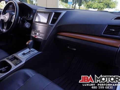 Used 2014 Subaru Outback 2.5i Limited w/ Moonroof Package AWD/4WD image 87