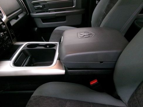 Used 2018 RAM 1500 Big Horn AWD/4WD image 24