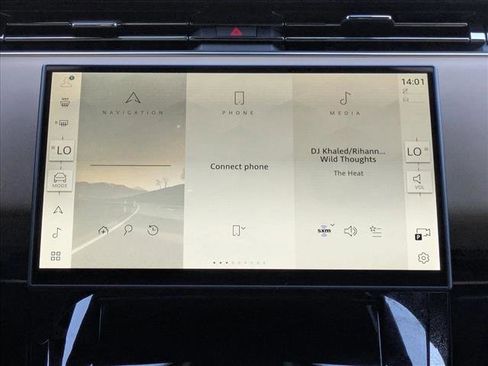 Used 2025 Land Rover Range Rover Sport Dynamic SE image 12