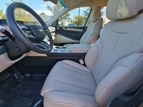 Certified 2025 Genesis GV80 2.5T Select image 15