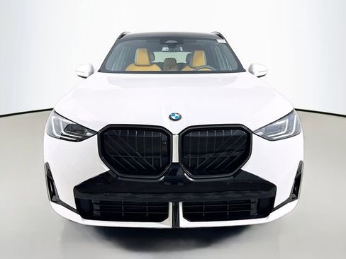 New 2026 BMW X3 xDrive30 w/ Premium Package image 2