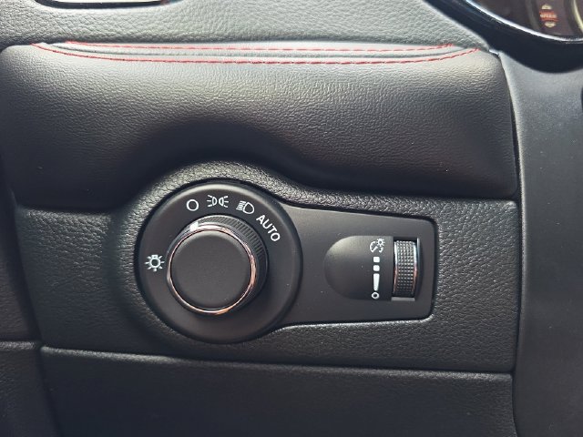 Used 2025 Dodge Durango GT AWD/4WD image 28
