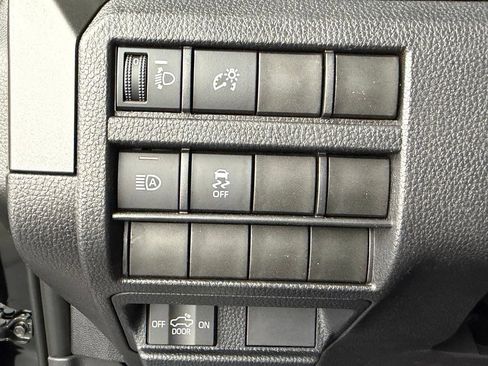 Used 2026 Toyota Tacoma SR5 AWD/4WD image 28
