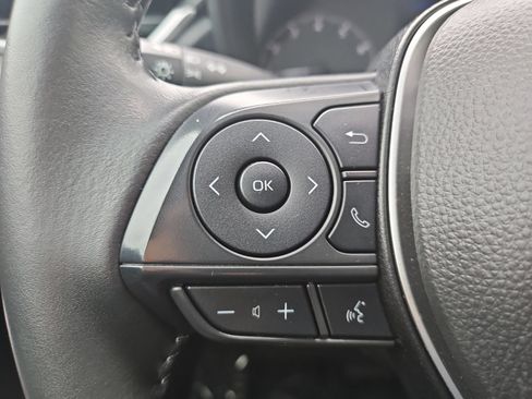 Used 2024 Toyota Corolla Cross LE FWD image 30