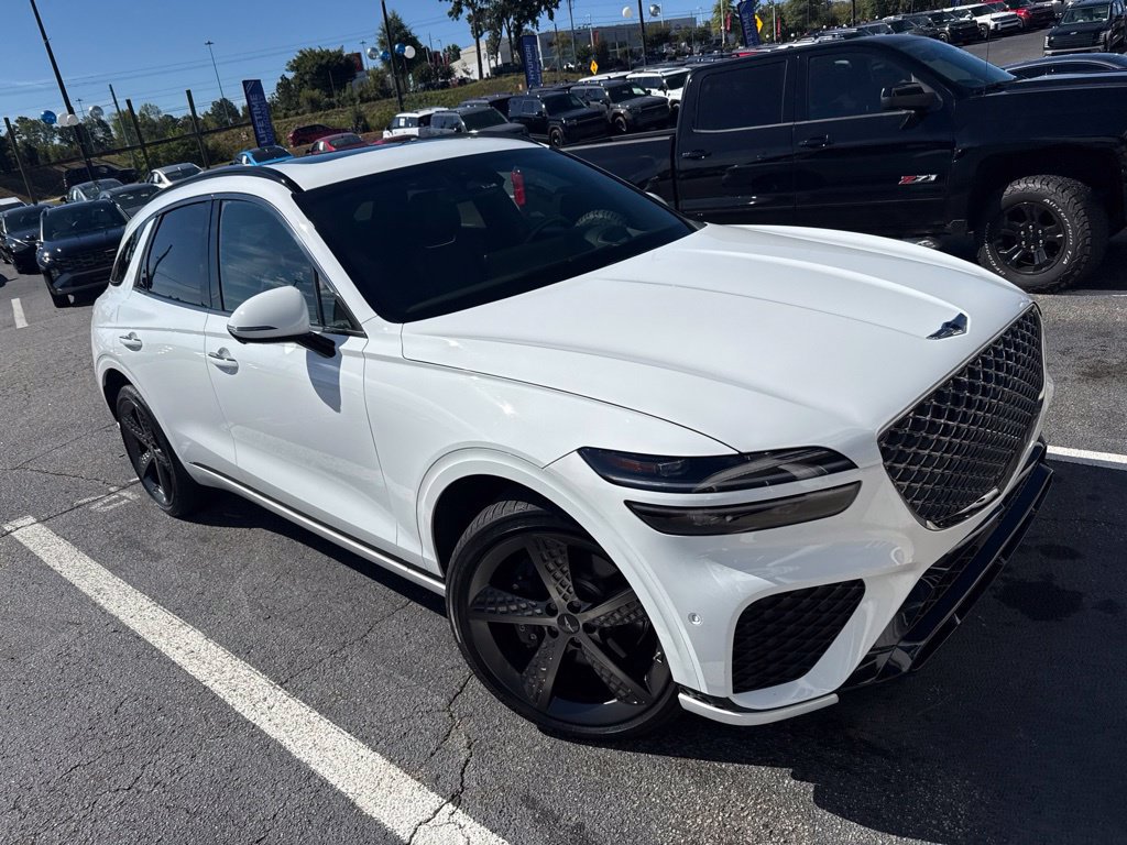 Used 2025 Genesis GV70 3.5T Sport w/ Sport Prestige Package AWD/4WD image 3