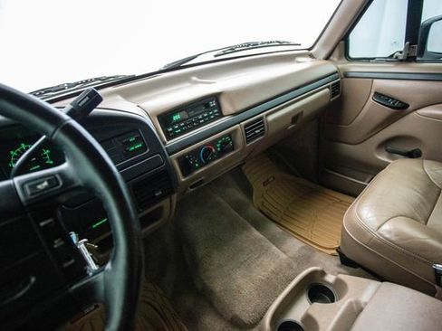 Used 1996 Ford Bronco XLT image 47