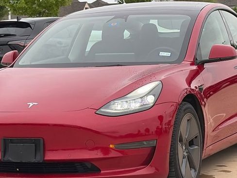 Used 2022 Tesla Model 3 image 4