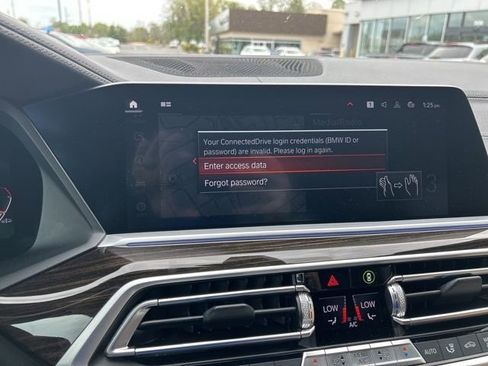 Used 2021 BMW X5 xDrive40i w/ Premium Package 2 image 15