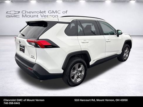 Used 2024 Toyota RAV4 XLE w/ Convenience Package AWD/4WD image 13