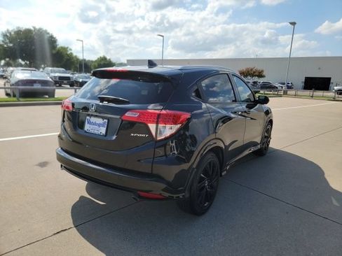 Certified 2021 Honda HR-V Sport image 5