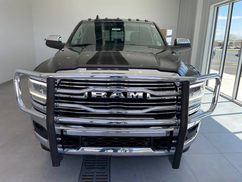 Used 2022 RAM 2500 Laramie AWD/4WD image 8