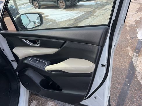 Used 2022 Subaru Ascent Limited w/ Technology Package image 15