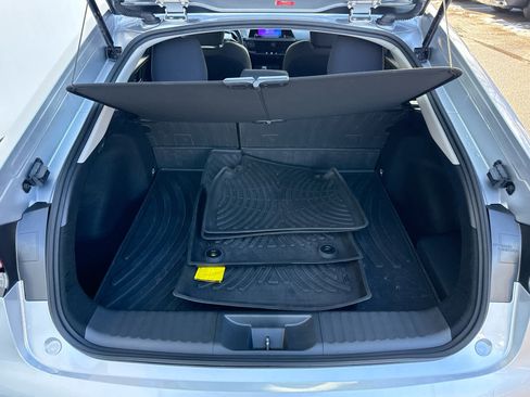 Used 2024 Toyota Prius Prime SE image 15