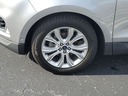 Used 2020 Ford Edge Titanium w/ Equipment Group 301A image 11