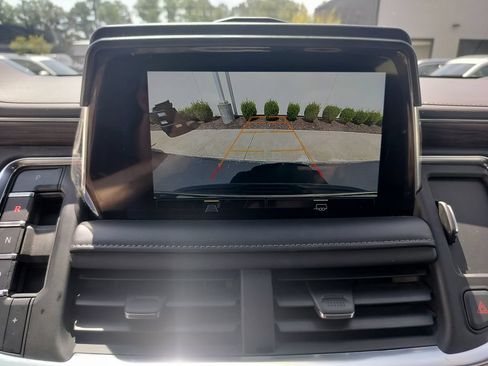 Used 2022 Chevrolet Tahoe LT AWD/4WD image 15