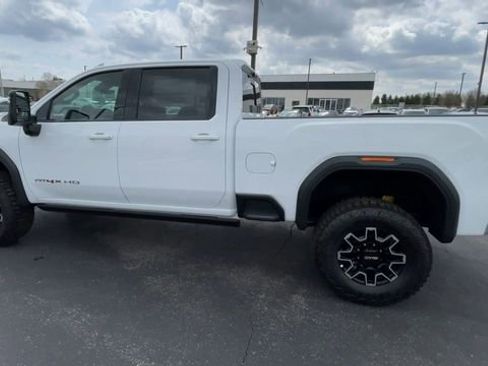 Used 2026 GMC Sierra 2500 AT4X AWD/4WD image 7