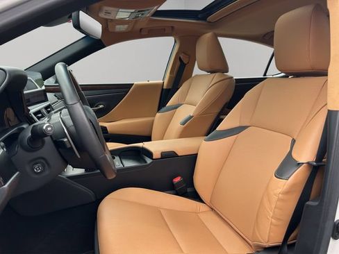 Used 2023 Lexus ES 250 w/ Premium Package AWD/4WD image 14