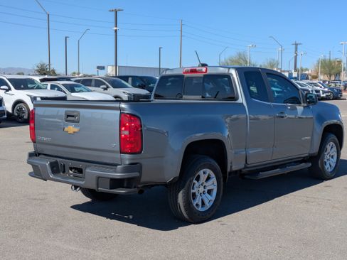 Used 2018 Chevrolet Colorado LT w/ LT Convenience Package image 5