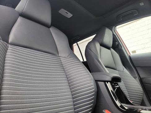 Used 2023 Toyota Corolla Cross XSE w/ Convenience Package image 17