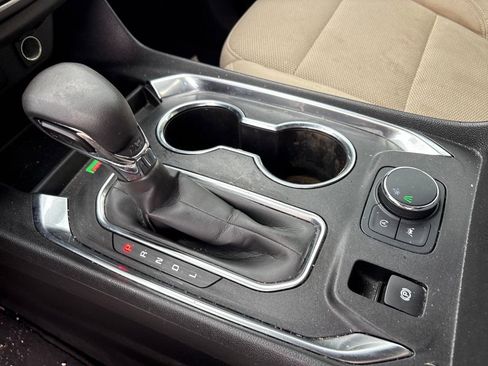 Used 2022 Chevrolet Traverse LS w/ Midnight/Sport Edition image 26