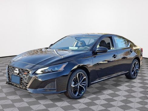 New 2025 Nissan Altima 2.5 SR image 5