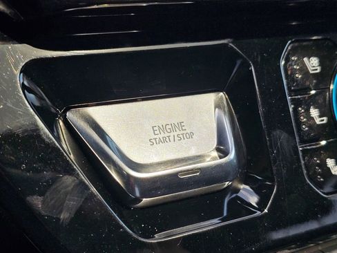Used 2025 GMC Sierra 2500 AT4X w/ AT4X AEV Edition AWD/4WD image 35