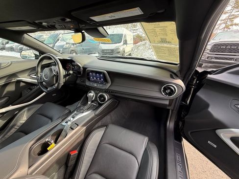 Used 2023 Chevrolet Camaro LT image 17