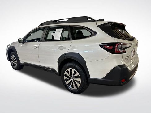 Certified 2024 Subaru Outback AWD/4WD image 4