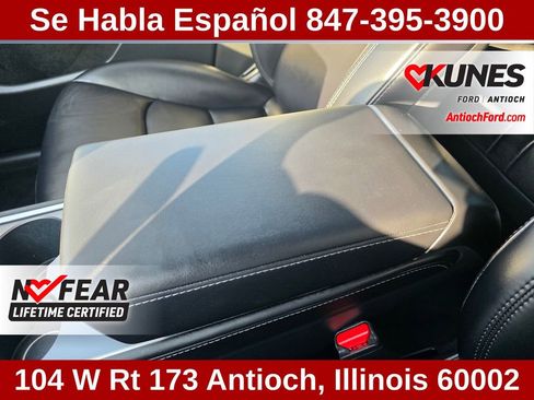 Used 2024 Tesla Model Y Long Range AWD/4WD image 58