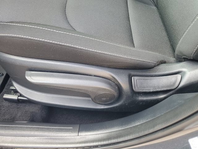 Used 2024 Kia Forte LXS w/ LXS Technology Package FWD image 17