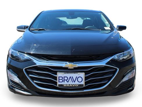 Used 2022 Chevrolet Malibu LT image 2