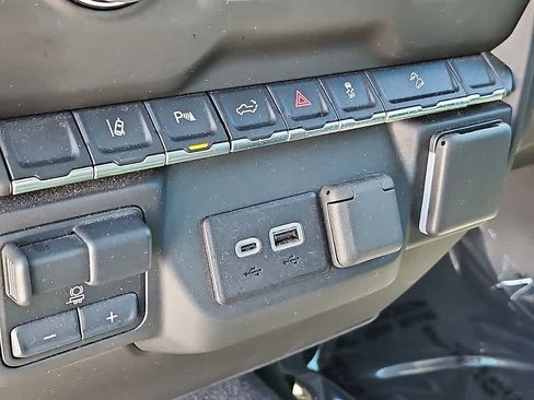 Used 2024 Chevrolet Silverado 2500 Custom w/ Custom Value Package AWD/4WD image 24