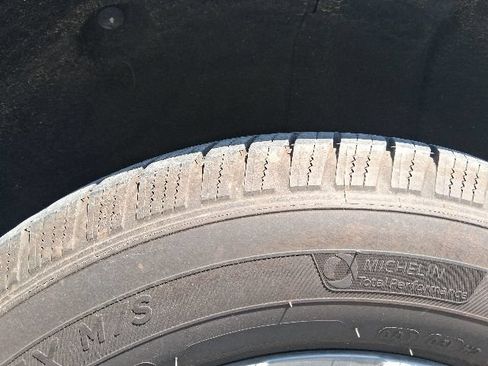 Used 2025 Chevrolet Equinox LT FWD image 18