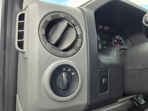 Used 2012 Ford E-250 and Econoline 250 Extended w/ Commercial Cargo Van Pkg image 27