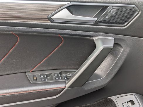 Used 2024 Volkswagen Tiguan Wolfsburg Edition image 13