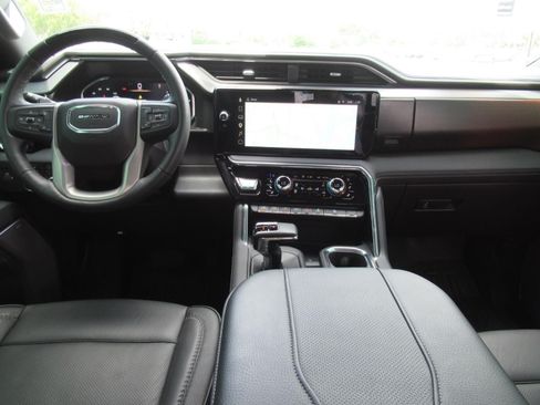 Used 2026 GMC Sierra 1500 Denali AWD/4WD image 14