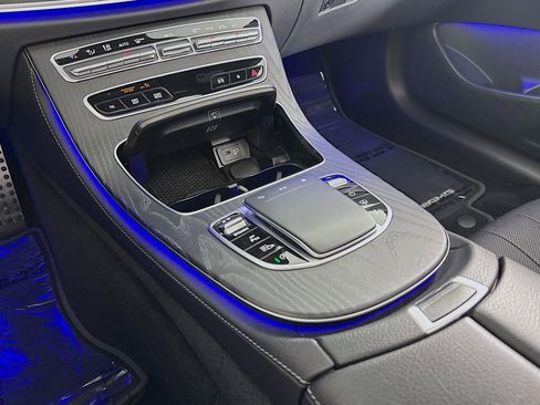 Used 2022 Mercedes-Benz E 450 Coupe image 6