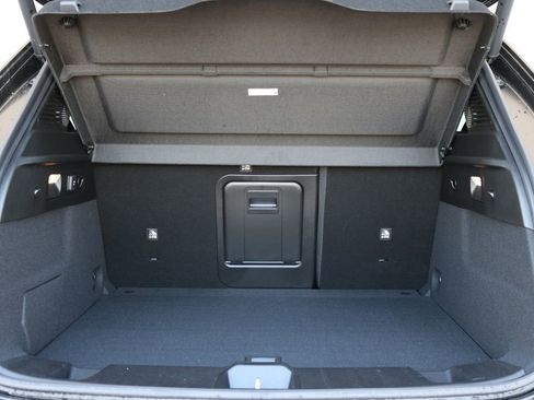 New 2025 Alfa Romeo Tonale w/ Premium Package image 22