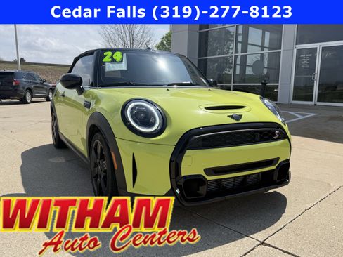 Used 2024 MINI Cooper S w/ Signature Upholstery Package image 1