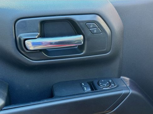 Used 2025 GMC Sierra 1500 Pro w/ Convenience Package image 14