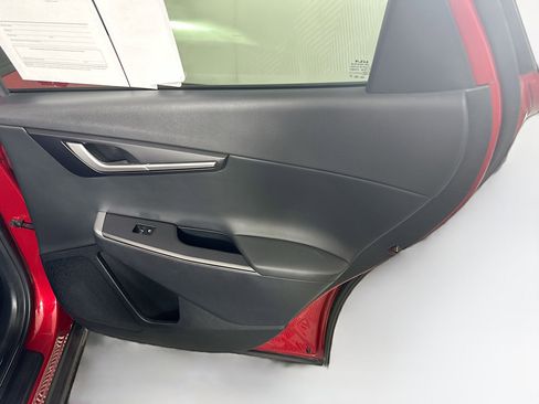 Used 2024 Kia EV6 Light image 29