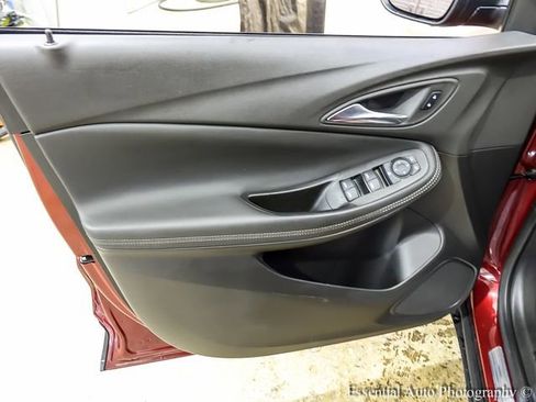 Used 2023 Buick Encore GX Preferred w/ Cold Weather Comfort Package FWD image 18