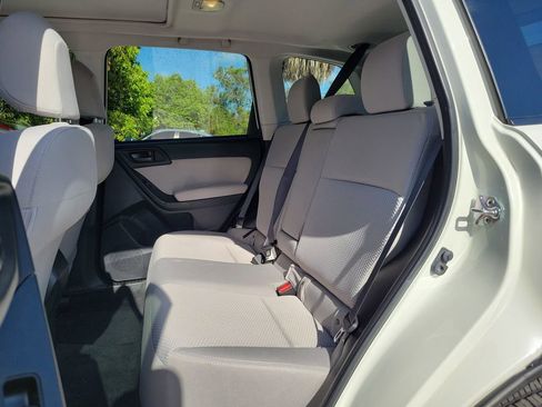 Used 2015 Subaru Forester 2.5i Premium w/ Popular Package #2 AWD/4WD image 14