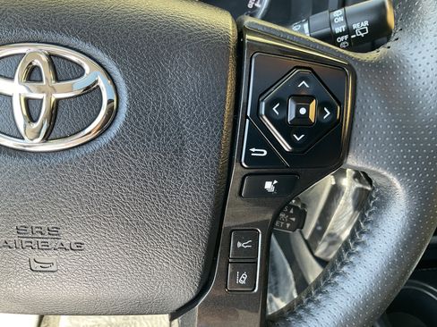Used 2021 Toyota 4Runner TRD Off-Road Premium image 34